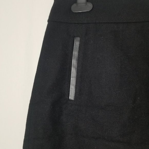 Banana Republic wool faux leather A-line mini skirt size 2 petite (260) - Picture 3 of 7